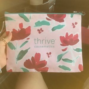 thrive causemetics makeup bag